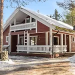 Old Logger's House By Interhome Сasa de vacaciones Salla